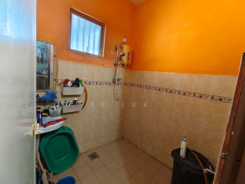 2-storey Terraced House for Sale in Rawang (Selangor) - SK Luk - Bathroom - PropertyGuru.com.my