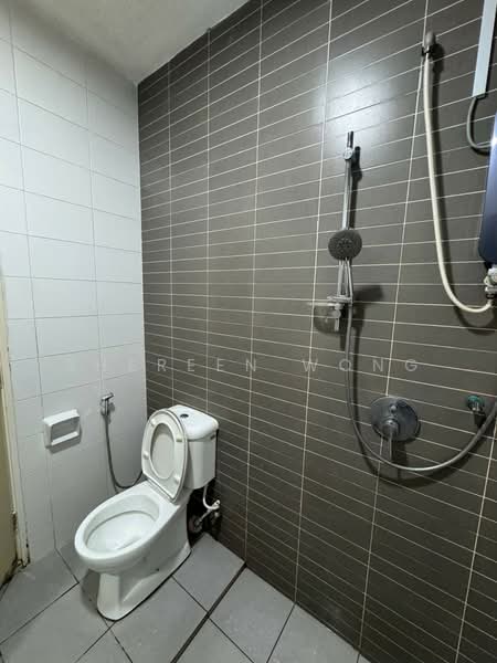 Servis Apartment untuk Disewa di Palazio - Shereen Wong - Bathroom - PropertyGuru.com.my