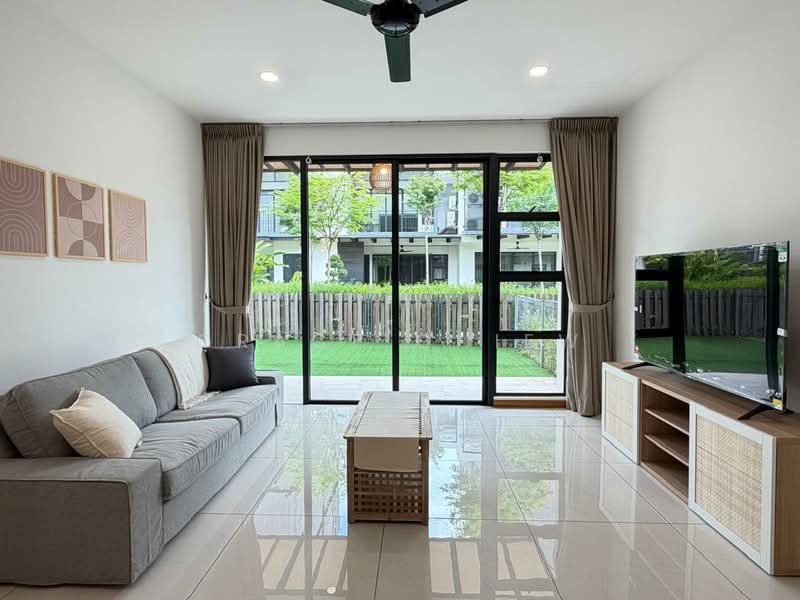 Rumah Teres 2 Tingkat untuk Disewa di Masai (Johor) - Grace Chiew - Living Room - PropertyGuru.com.my
