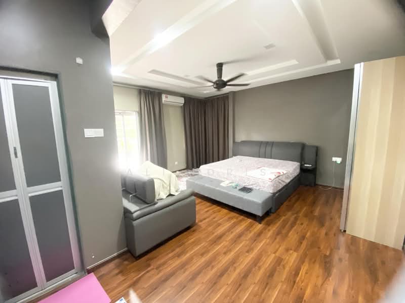 Rumah Teres 2 Tingkat untuk Dijual di Seksyen 7 (Shah Alam) - Ali Idris - Bedroom - PropertyGuru.com.my