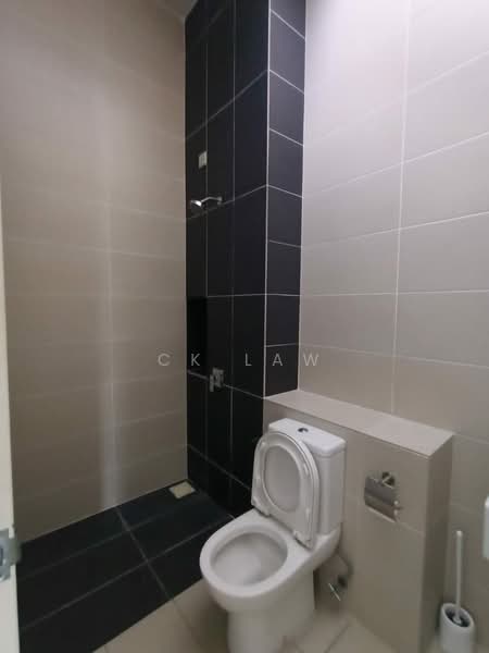 2-storey Terraced House for Rent in Eco Majestic (Semenyih) - CK Law - Bathroom - PropertyGuru.com.my