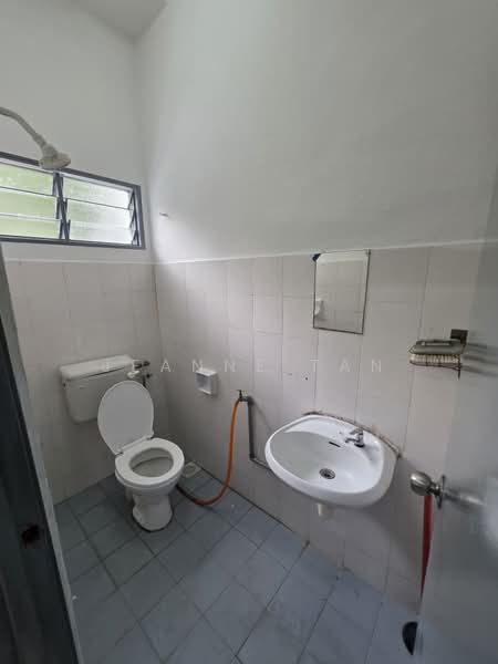 Rumah Teres 2 Tingkat untuk Dijual di Ampang Jaya (Ampang) - Jeanne Tan - Bathroom - PropertyGuru.com.my