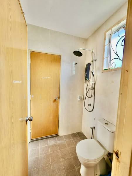 Rumah Berkembar untuk Dijual di Saujana Impian (Kajang) - Bee Luan Ng - Bathroom - PropertyGuru.com.my