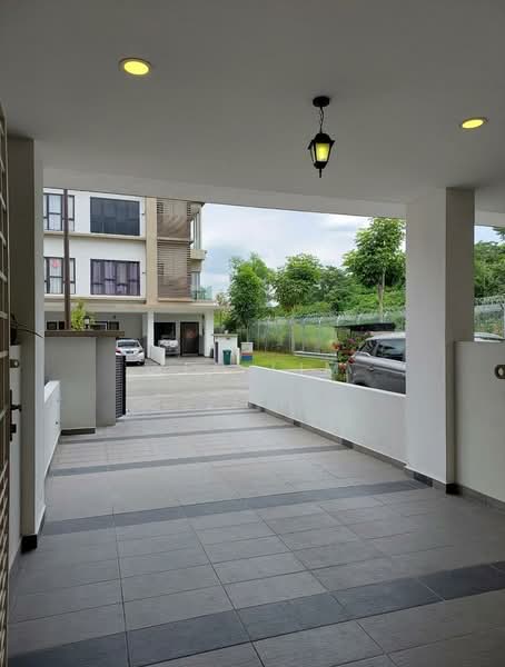 Rumah Bandar untuk Disewa di 16 Sierra (Puchong) - Yen Lim - Exterior - PropertyGuru.com.my