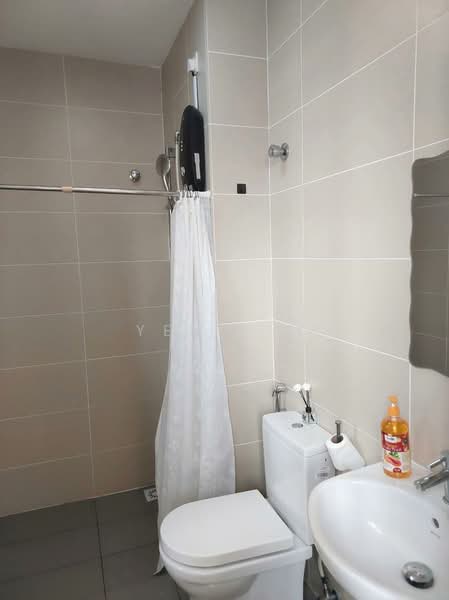 Rumah Bandar untuk Disewa di 16 Sierra (Puchong) - Yen Lim - Bathroom - PropertyGuru.com.my
