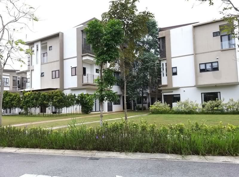 Rumah Bandar untuk Disewa di 16 Sierra (Puchong) - Yen Lim - Exterior - PropertyGuru.com.my