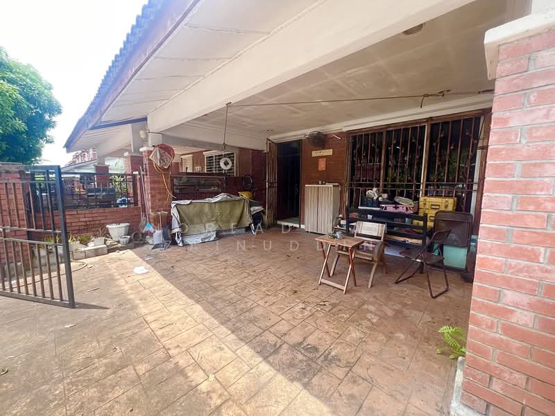 2-storey Terraced House for Sale in Alam Budiman (Shah Alam) - NORFADILAH ZAINUDDIN - Exterior - PropertyGuru.com.my