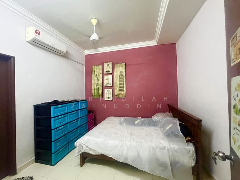 2-storey Terraced House for Sale in Alam Budiman (Shah Alam) - NORFADILAH ZAINUDDIN - Bedroom - PropertyGuru.com.my