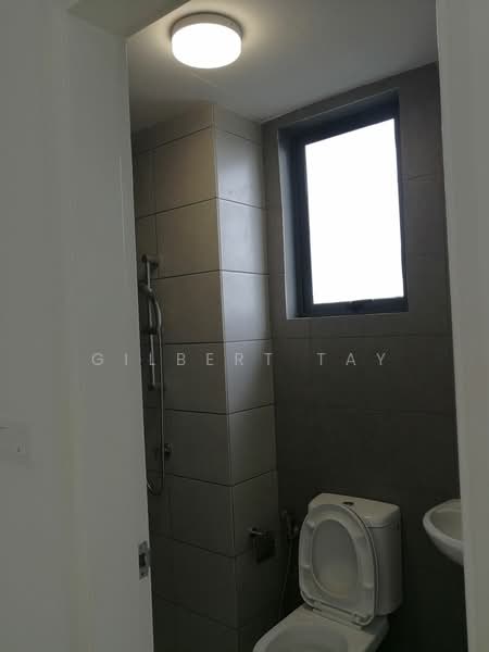 Condominium for Sale at Casa Green - Gilbert Tay - Bathroom - PropertyGuru.com.my