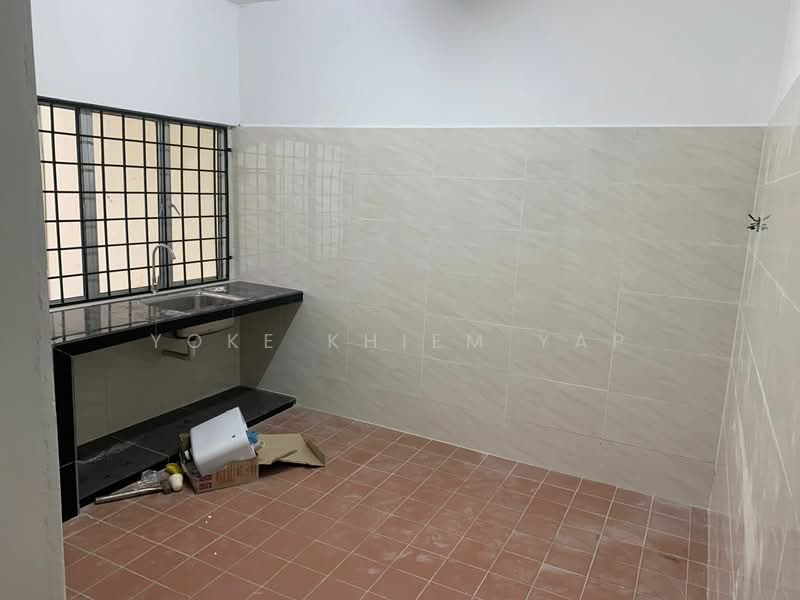 2-storey Terraced House for Rent in Kajang (Selangor) - Yoke Khiem Yap - Kitchen - PropertyGuru.com.my