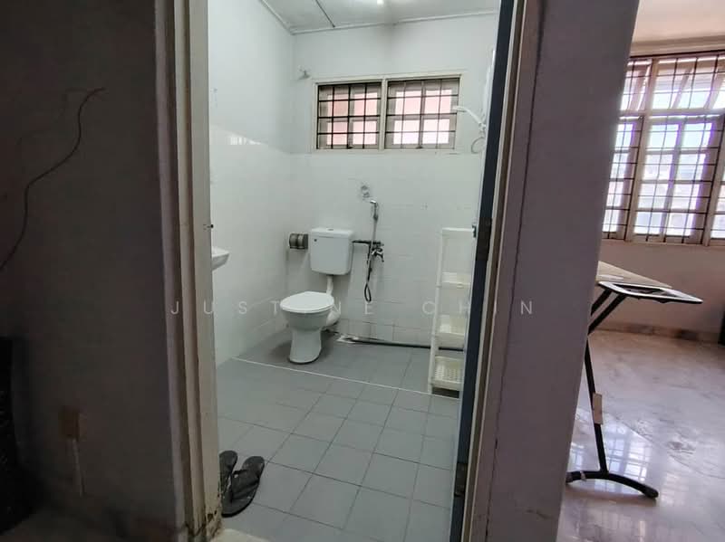 2.5-storey Terraced House for Rent in Arena Kepayang Putra (Ipoh) - Justine Chin - Bathroom - PropertyGuru.com.my