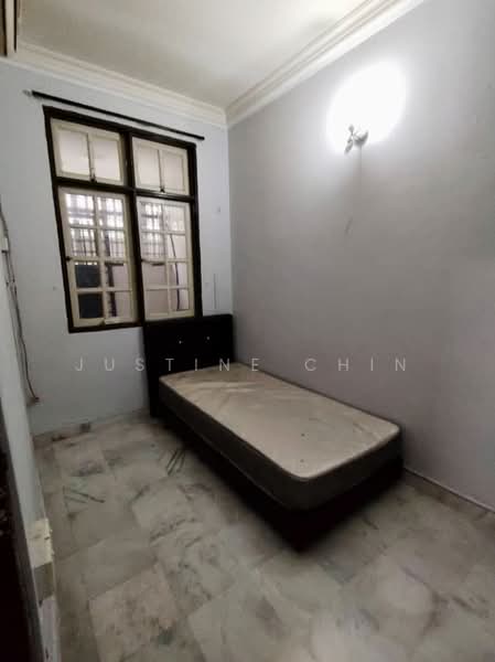 2.5-storey Terraced House for Rent in Arena Kepayang Putra (Ipoh) - Justine Chin - Bedroom - PropertyGuru.com.my