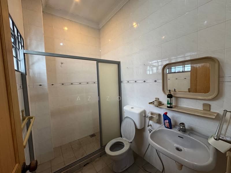 Bungalow for Rent in Seksyen 9 (Shah Alam) - Azizol . - PropertyGuru.com.my