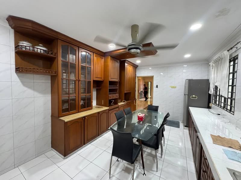 Bungalow for Rent in Seksyen 9 (Shah Alam) - Azizol . - PropertyGuru.com.my