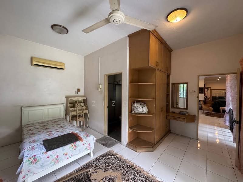 Bungalow for Rent in Seksyen 9 (Shah Alam) - Azizol . - PropertyGuru.com.my