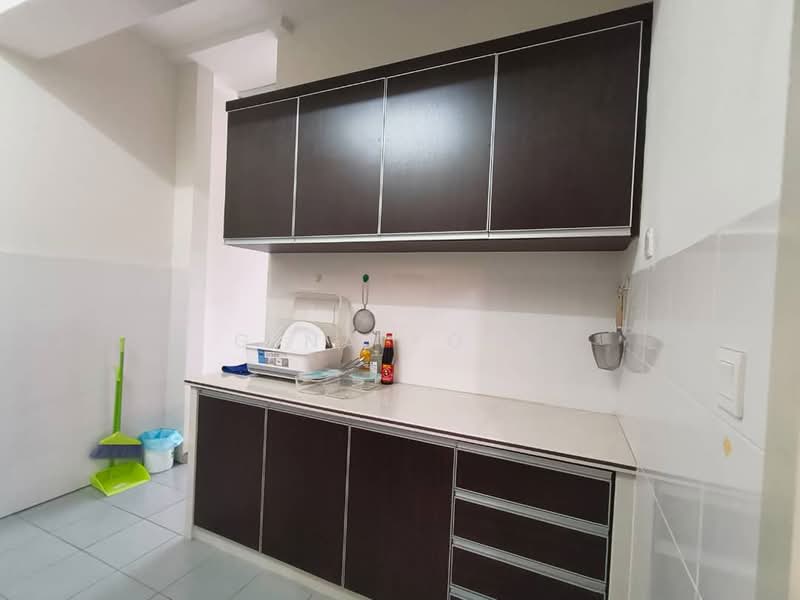 Kondominium untuk Disewa di BayStar Condominium - Gina Yong - Kitchen - PropertyGuru.com.my