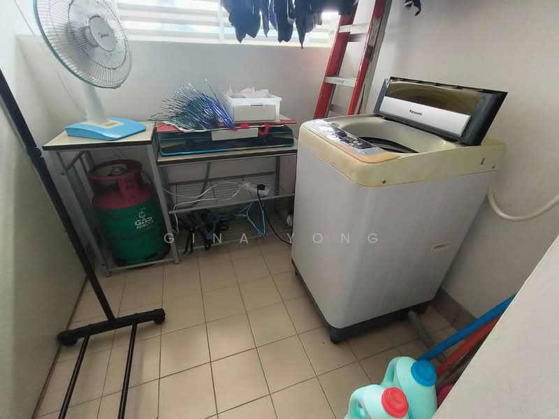 Kondominium untuk Disewa di BayStar Condominium - Gina Yong - Balcony - PropertyGuru.com.my