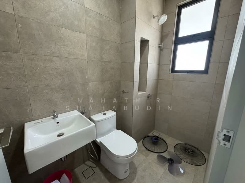 2-storey Terraced House for Sale in Shah Alam (Selangor) - Nahathir Shahabudin - Bathroom - PropertyGuru.com.my