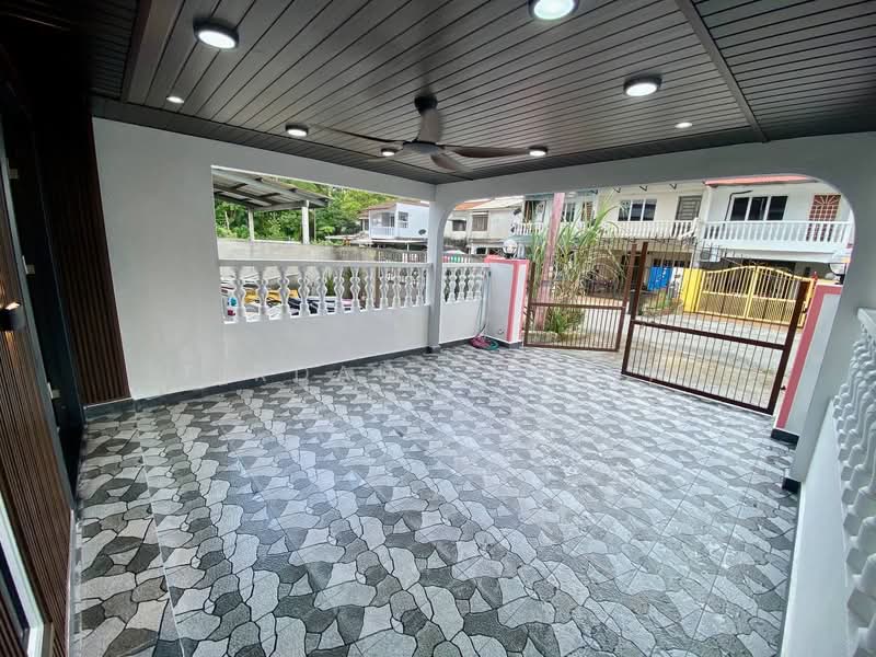 2-storey Terraced House for Sale in Taman Bukit Rawang Jaya (Rawang) - Firdaus Husin - Exterior - PropertyGuru.com.my