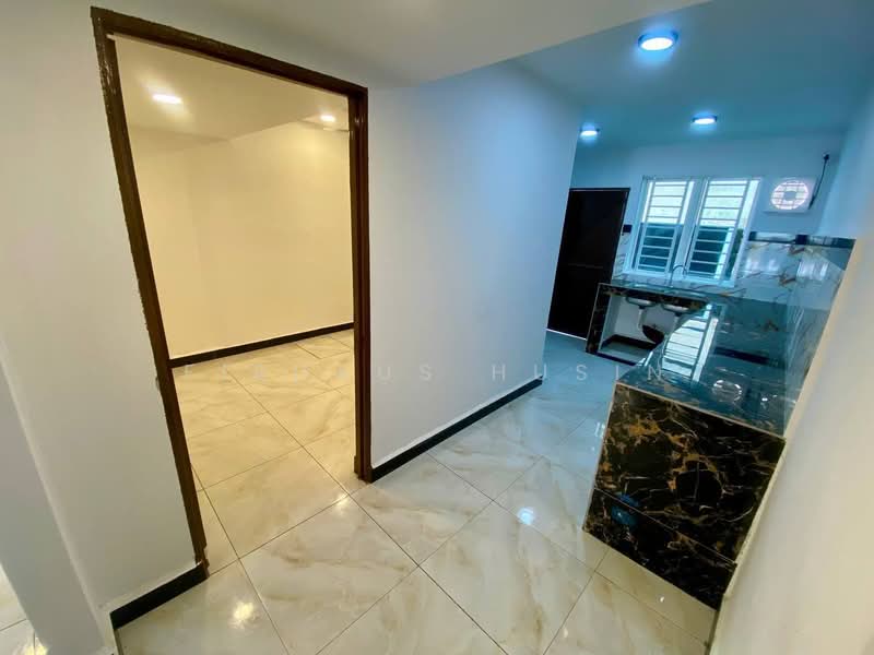 2-storey Terraced House for Sale in Taman Bukit Rawang Jaya (Rawang) - Firdaus Husin - Kitchen - PropertyGuru.com.my