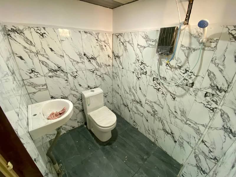 2-storey Terraced House for Sale in Taman Bukit Rawang Jaya (Rawang) - Firdaus Husin - Bathroom - PropertyGuru.com.my