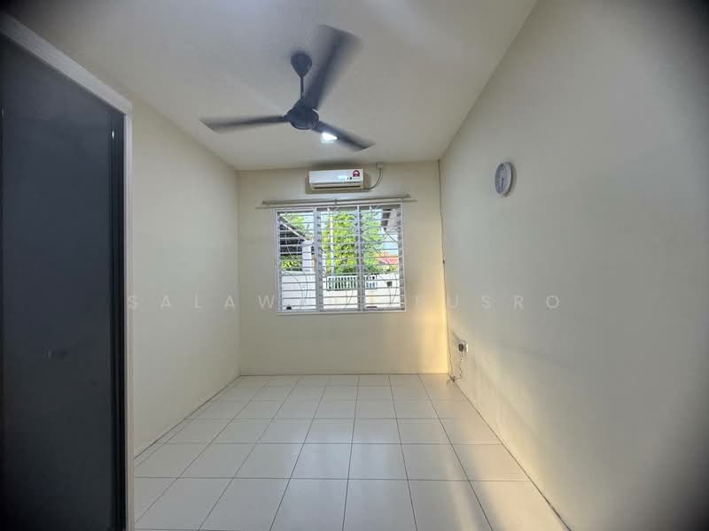 1-storey Terraced House for Sale in Kampung Rantau Panjang (Kapar) - Salawati Busro - Interior - PropertyGuru.com.my