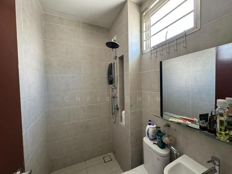 Rumah Teres 2 Tingkat untuk Dijual di Taman Seri Austin (Tebrau) - Chris Chin - Bathroom - PropertyGuru.com.my