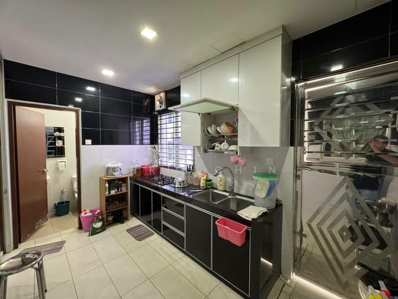 Rumah Teres 2 Tingkat untuk Dijual di Taman Seri Austin (Tebrau) - Chris Chin - PropertyGuru.com.my