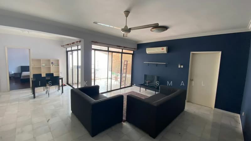 Kondominium untuk Dijual di Pantai Hillpark 2 - Ishak Bin Ismail - Living Room - PropertyGuru.com.my