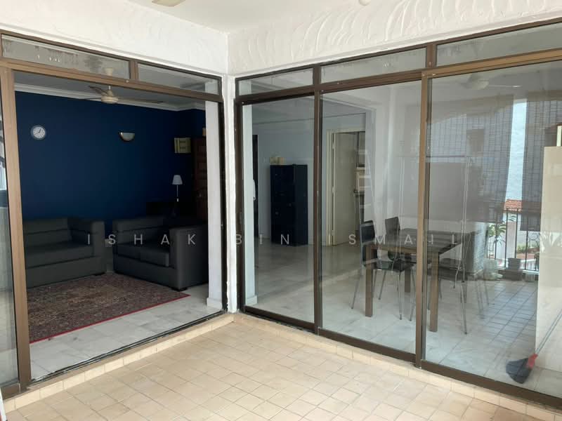 Kondominium untuk Dijual di Pantai Hillpark 2 - Ishak Bin Ismail - Living Room - PropertyGuru.com.my