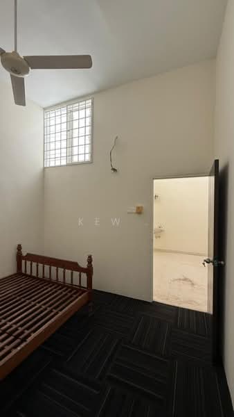 Terraced House for Rent in Taman Cuepacs (Cheras) - Kew . - Bedroom - PropertyGuru.com.my