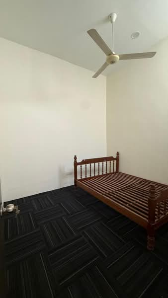 Terraced House for Rent in Taman Cuepacs (Cheras) - Kew . - Bedroom - PropertyGuru.com.my