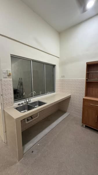 Terraced House for Rent in Taman Cuepacs (Cheras) - Kew . - Kitchen - PropertyGuru.com.my