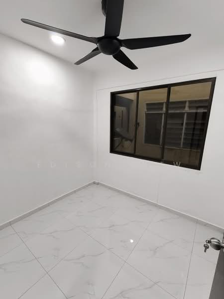 Flat for Sale at Taman Ehsan Jaya - EDISON CHEW - PropertyGuru.com.my