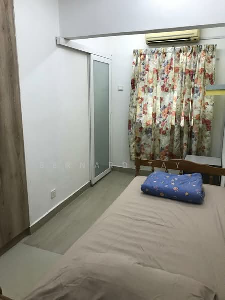 Terraced House for Sale in Bandar Country Homes (Rawang) - Bernard Tay - Bedroom - PropertyGuru.com.my