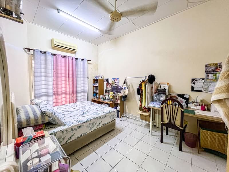2-storey Terraced House for Sale in Taman Pelangi Semenyih (Semenyih) - Mahafiz . - PropertyGuru.com.my