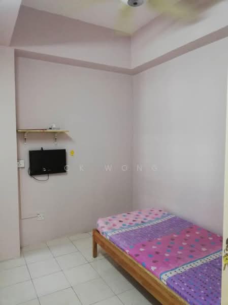Servis Apartment untuk Dijual di Avelon Tower @ Plaza Medan Putra - CK Wong - Bedroom - PropertyGuru.com.my