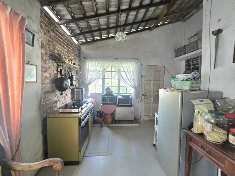 Terraced House for Sale in Usj 4 (Subang Jaya) - Leanne Woo - Kitchen - PropertyGuru.com.my