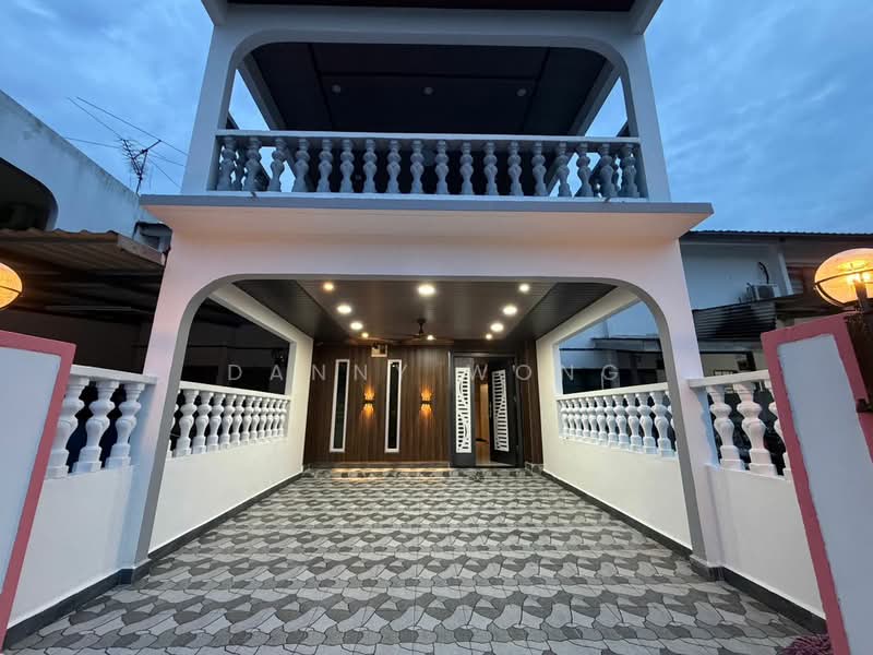 2-storey Terraced House for Sale in Taman Rawang Jaya (Rawang) - Danny Wong - Exterior - PropertyGuru.com.my