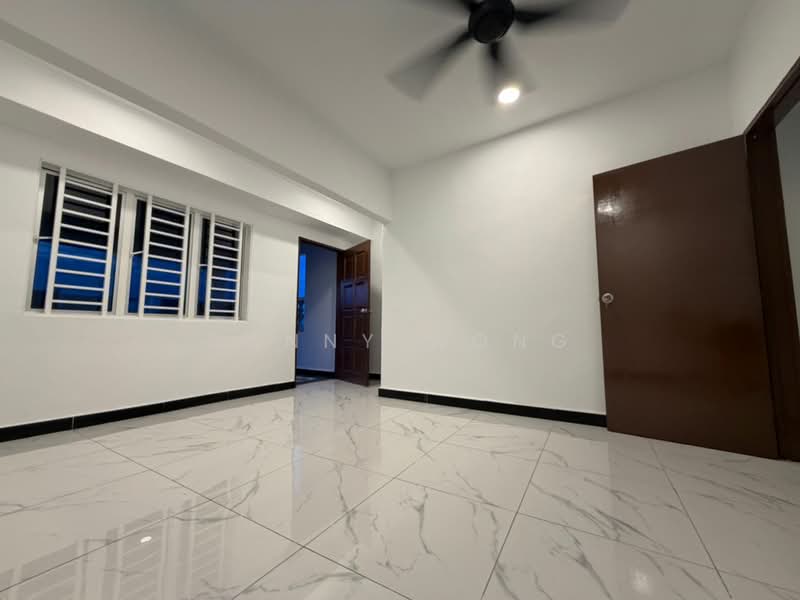 Rumah Teres 2 Tingkat untuk Dijual di Taman Rawang Jaya (Rawang) - Danny Wong - Interior - PropertyGuru.com.my
