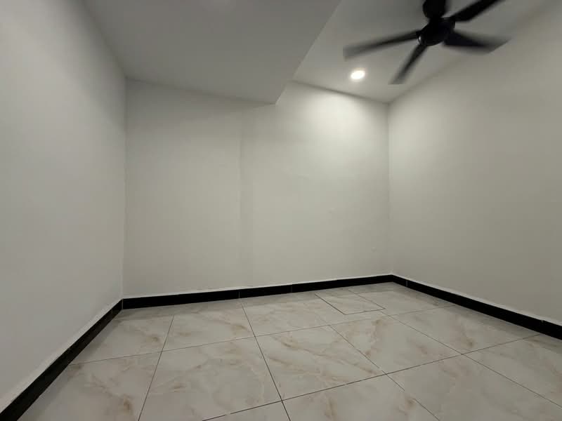 Rumah Teres 2 Tingkat untuk Dijual di Taman Rawang Jaya (Rawang) - Danny Wong - Interior - PropertyGuru.com.my