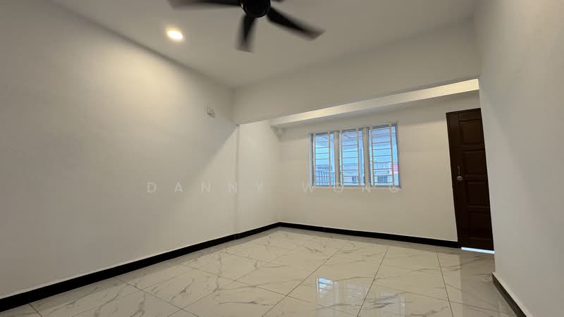 Rumah Teres 2 Tingkat untuk Dijual di Taman Rawang Jaya (Rawang) - Danny Wong - Interior - PropertyGuru.com.my