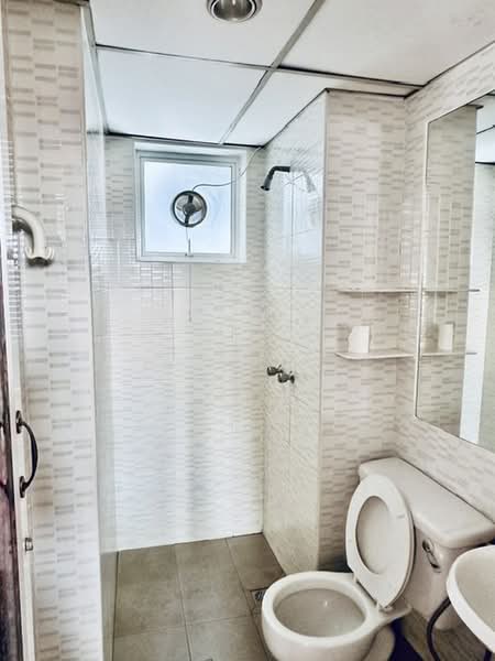 Condominium for Sale at Sri York Condominium - Chew SA - Common Bathroom - PropertyGuru.com.my