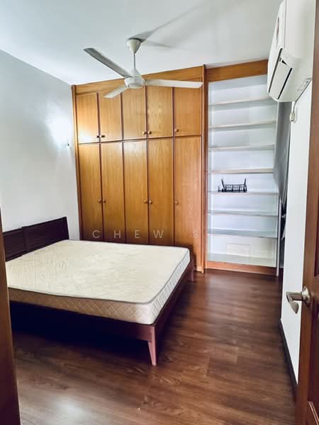 Condominium for Sale at Sri York Condominium - Chew SA - Bedroom - PropertyGuru.com.my