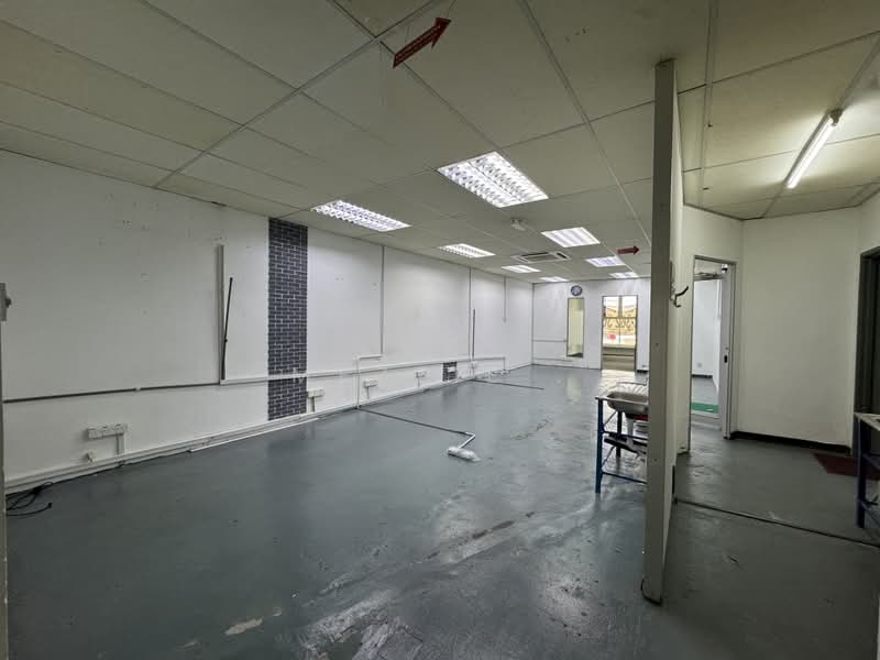 Shop / Office for Sale in Taman Melawati (Ulu Kelang) - Mezzie . - Interior - PropertyGuru.com.my