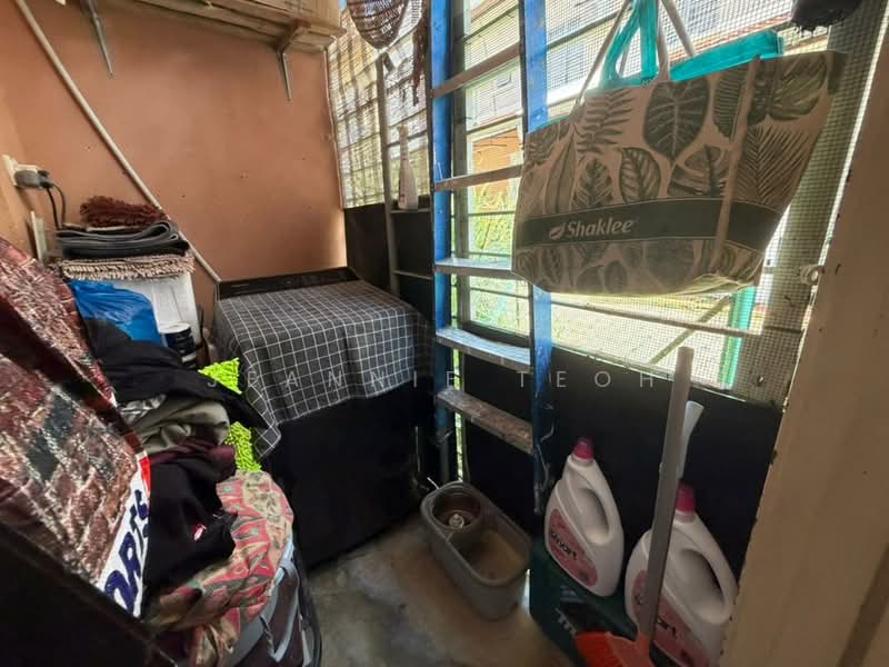 2.5-storey Terraced House for Sale in Ampang (Selangor) - Jeannie Teoh - Balcony - PropertyGuru.com.my