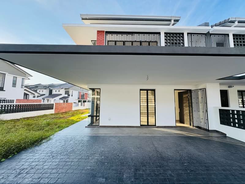 2-storey Terraced House for Sale in Elmina (Shah Alam) - Mohd Fadzli - Exterior - PropertyGuru.com.my