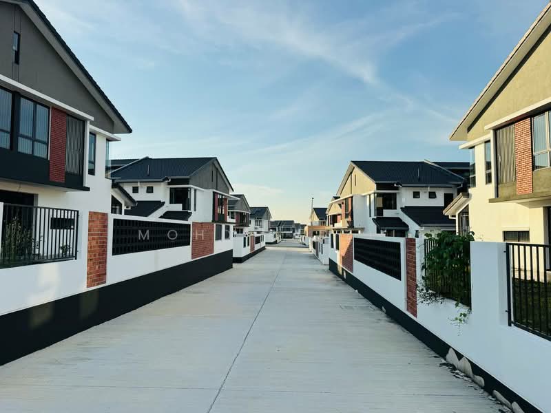 2-storey Terraced House for Sale in Elmina (Shah Alam) - Mohd Fadzli - Exterior - PropertyGuru.com.my