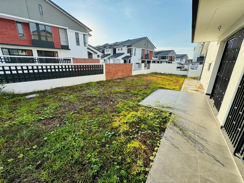 2-storey Terraced House for Sale in Elmina (Shah Alam) - Mohd Fadzli - Exterior - PropertyGuru.com.my