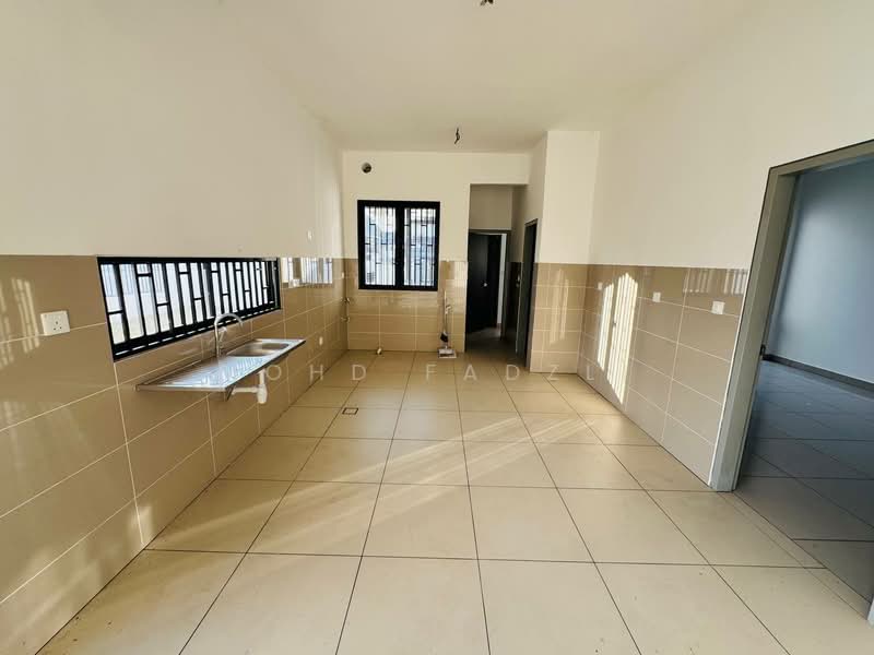 2-storey Terraced House for Sale in Elmina (Shah Alam) - Mohd Fadzli - Kitchen - PropertyGuru.com.my